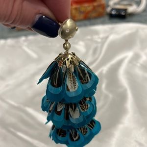 Kendra Scott blue peacock feather earrings